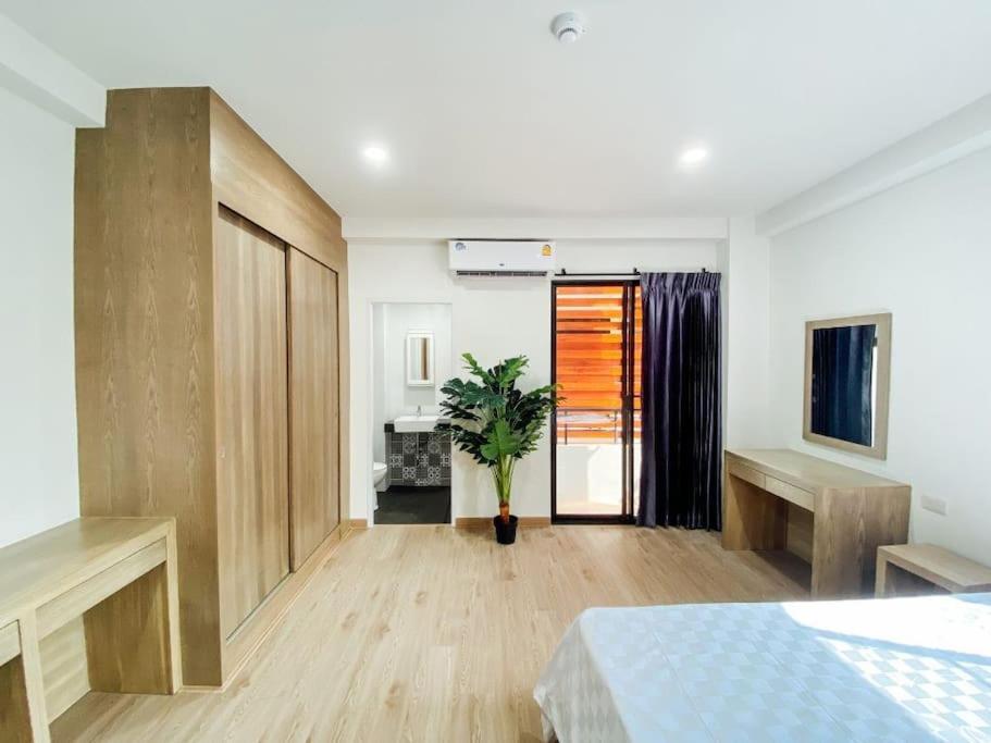 Gp House Apartment - Private Room Sukhumvit Bts Onnut Bangkok Luaran gambar